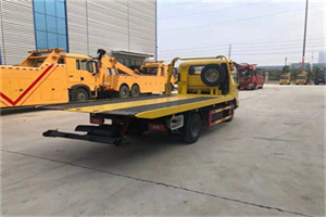 新郑非事故拖车